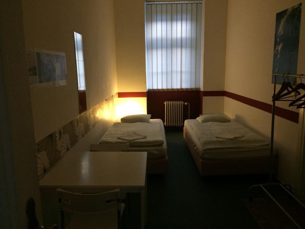 Charles Square Hostel Praag Buitenkant foto